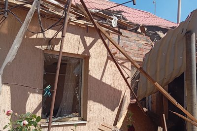 Пошкоджений через російський удар будинок у Калиновому, 18 липня 2026 року Пошкоджений через російський удар будинок у Калиновому, 18 липня 2026 року