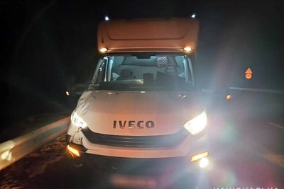 На Житомирщині під колесами вантажівки загинув пішохід: що відомо