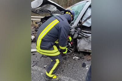 Аварія на трасі поблизу Житомира: тіла загиблих деблокували рятувальники Аварія на трасі поблизу Житомира: тіла загиблих деблокували рятувальники