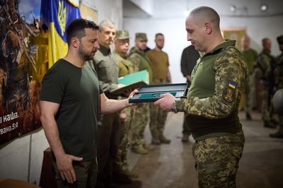 На найбільш інтенсивному напрямку. Зеленський прихав на Донеччину: що робив на Покровському фронті