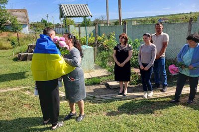 На громади на Одещині повернувся звільнений з полону РФ військовий Геннадій Юраш На громади на Одещині повернувся звільнений з полону РФ військовий Геннадій Юраш