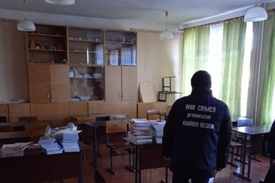 На Куп'янщині вилучили чергову партію російських підручників — прокуратура