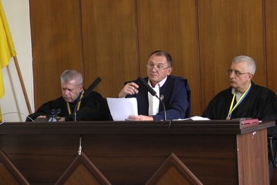 Суд у справі жителів Житомирщини, обвинувачених в рекеті, перенесли Суд у справі жителів Житомирщини, обвинувачених в рекеті, перенесли