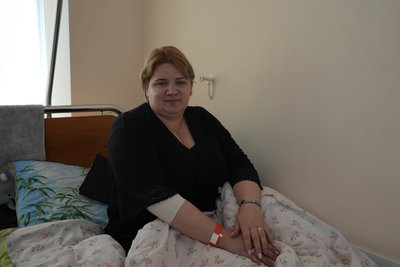 "Я кричала, щоб мене врятували". Розповіді поранених після ракетної атаки на центр Сум "Я кричала, щоб мене врятували". Розповіді поранених після ракетної атаки на центр Сум
