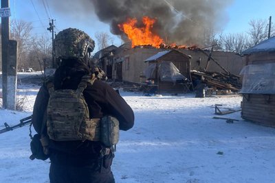 Пожежа внаслідок удару російських БпЛА в Хотімлі Пожежа внаслідок удару російських БпЛА в Хотімлі