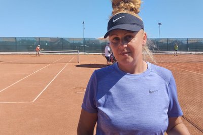 В одному із сіл неподалік Житомира проводять Всеукраїнський аматорський турнір з тенісу В одному із сіл неподалік Житомира проводять Всеукраїнський аматорський турнір з тенісу