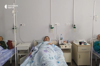 "Госпіталізації кожного дня є": репортаж з ковідної лікарні в Одесі "Госпіталізації кожного дня є": репортаж з ковідної лікарні в Одесі