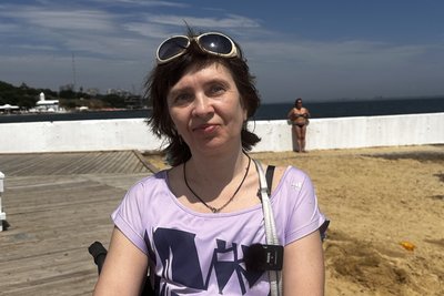 Відпочинок біля моря: у Миколаєві для людей з інвалідністю організовують поїздки на пляж в Одесі Відпочинок біля моря: у Миколаєві для людей з інвалідністю організовують поїздки на пляж в Одесі