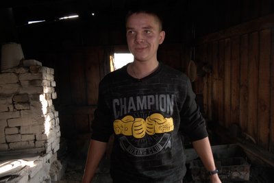 Перетворив традиції у власну справу: 19-річний волинянин відновлює сімейне ремесло Перетворив традиції у власну справу: 19-річний волинянин відновлює сімейне ремесло
