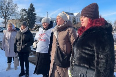 "Пів року це було страшенне пекло": матері зниклих у Кринках військових проходять програму підтримки на Рівненщині "Пів року це було страшенне пекло": матері зниклих у Кринках військових проходять програму підтримки на Рівненщині