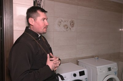 В місті на Волині діє соціальна пральня для переселенців В місті на Волині діє соціальна пральня для переселенців