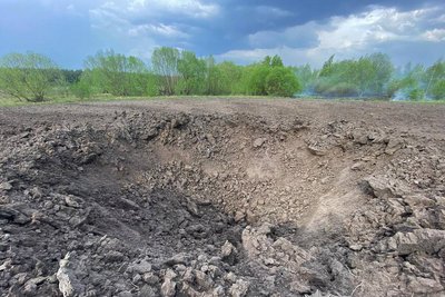 На Житомирщині знайшли бойові частини крилатих ракет, які не вибухнули На Житомирщині знайшли бойові частини крилатих ракет, які не вибухнули
