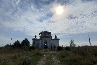 Свято-Георгієвська церква після обстрілу, Олександро-Шультине, Донеччина Свято-Георгієвська церква після обстрілу, Олександро-Шультине, Донеччина