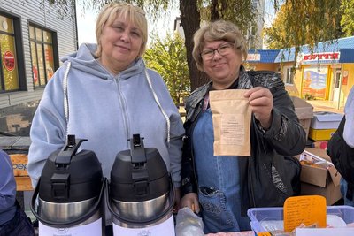 У Малині на Житомирщині провели благодійний ярмарок «Квіти для лицарів» У Малині на Житомирщині провели благодійний ярмарок «Квіти для лицарів»
