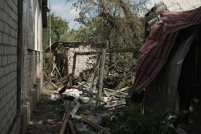 Дитина з мамою загинули через удар РФ у Буринській громаді Дитина з мамою загинули через удар РФ у Буринській громаді