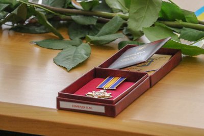 У Житомирі родинам загиблих військовослужбовців передали державні нагороди