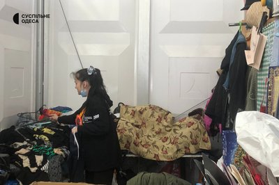 Ковдри, обігрівачі, теплі речі: як в Одесі готують переселенців до холодів Ковдри, обігрівачі, теплі речі: як в Одесі готують переселенців до холодів