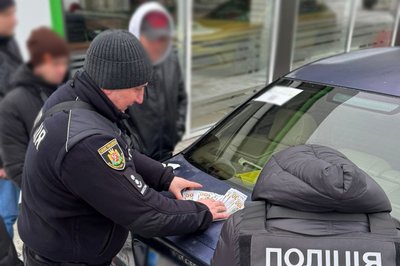 На Житомирщині СБУ заявила про викриття схеми ухилення від мобілізації: затримали двох підозрюваних На Житомирщині СБУ заявила про викриття схеми ухилення від мобілізації: затримали двох підозрюваних