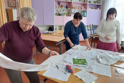 Миколаївщина долучилась до проєкту "Наукою вишиваємо Україну" Миколаївщина долучилась до проєкту "Наукою вишиваємо Україну"