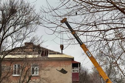 У Дніпрі ремонтують будинки, які були пошкоджені після ракетного удару 25 жовтня У Дніпрі ремонтують будинки, які були пошкоджені після ракетного удару 25 жовтня