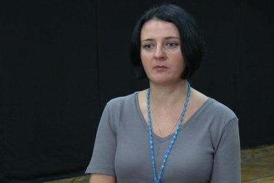 Хмельницькі театрали презентували арттерапевтичну п'єсу для військових Хмельницькі театрали презентували арттерапевтичну п'єсу для військових
