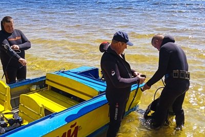 "Діставали навіть частину екскаватора": на Рівненщині водолази очистили 14 пляжів перед купальним сезоном "Діставали навіть частину екскаватора": на Рівненщині водолази очистили 14 пляжів перед купальним сезоном