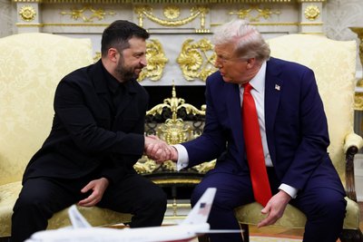 Зеленський на зустріч із Трампом вдягнув костюм від українського дизайнера: що символізує новий образ Зеленський на зустріч із Трампом вдягнув костюм від українського дизайнера: що символізує новий образ