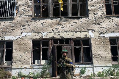 "Як не крути, але війна затягує". Інтерв'ю з військовим Нацгвардії Андрієм з Дніпропетровщини "Як не крути, але війна затягує". Інтерв'ю з військовим Нацгвардії Андрієм з Дніпропетровщини