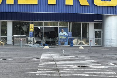 У Миколаєві внаслідок російських атак пошкоджено гіпермаркет «Метро» У Миколаєві внаслідок російських атак пошкоджено гіпермаркет «Метро»