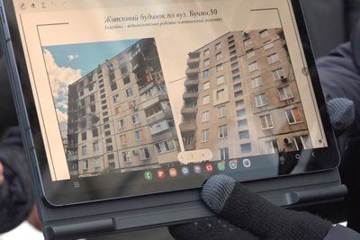 У Харкові відремонтували 135 будинків, які обстріляли російські окупанти У Харкові відремонтували 135 будинків, які обстріляли російські окупанти
