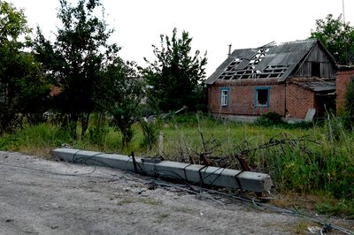 "І думаєш, до завтра доживеш чи ні". У Сіверську на Донеччині лишаються менше тисячі людей: репортаж "І думаєш, до завтра доживеш чи ні". У Сіверську на Донеччині лишаються менше тисячі людей: репортаж