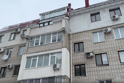 “У них теплі квартири, а ми заручники”. У сумській п'ятиповерхівці не вмикають опалення “У них теплі квартири, а ми заручники”. У сумській п'ятиповерхівці не вмикають опалення