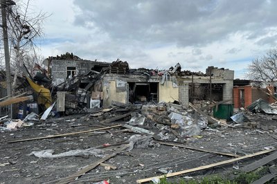 "Лікарі без кордонів" призупиняють діяльність на Донеччині "Лікарі без кордонів" призупиняють діяльність на Донеччині