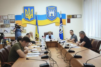 В Житомирі підвищили ціну на проїзд у громадському транспорті В Житомирі підвищили ціну на проїзд у громадському транспорті