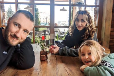 Родина Крижанівських у Маріуполі Родина Крижанівських у Маріуполі