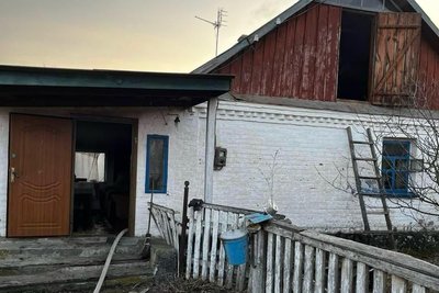 На Житомирщині через пожежі за добу загинули двоє 70-річних чоловіків На Житомирщині через пожежі за добу загинули двоє 70-річних чоловіків