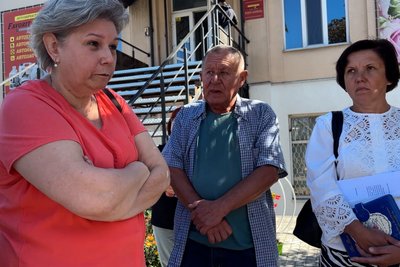 Жителі Малина скаржаться на сажу і шум від місцевої фабрики "Папір-Мал": що кажуть на підприємстві та в екоінспекції Жителі Малина скаржаться на сажу і шум від місцевої фабрики "Папір-Мал": що кажуть на підприємстві та в екоінспекції