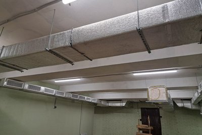 Безпечне навчання — у ліцеї Житомира до кінця квітня 2025 року планують відкрити нове укриття Безпечне навчання — у ліцеї Житомира до кінця квітня 2025 року планують відкрити нове укриття