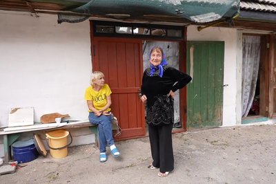 «Від вибуху заклинило двері — насилу вибралася»: жителі громади на Житомирщині про наслідки атаки РФ «Від вибуху заклинило двері — насилу вибралася»: жителі громади на Житомирщині про наслідки атаки РФ