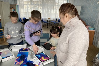 Евакуйовані з прикордоння діти: як школярі навчатимуться у Харкові Евакуйовані з прикордоння діти: як школярі навчатимуться у Харкові