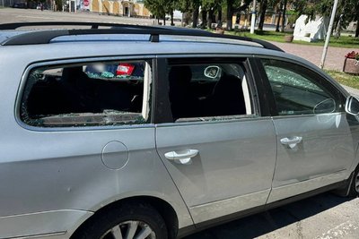 Пошкоджене через атаку РФ авто, Богодухів, 24 травня 2026 року Пошкоджене через атаку РФ авто, Богодухів, 24 травня 2026 року
