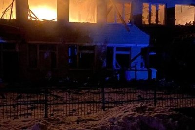Наслідки обстрілів Сумщини: пошкоджені будинки та поранені, серед них діти Наслідки обстрілів Сумщини: пошкоджені будинки та поранені, серед них діти