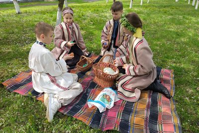 "Скуштував 24 паски й виграв у лотерею": великодні традиції на Волині "Скуштував 24 паски й виграв у лотерею": великодні традиції на Волині