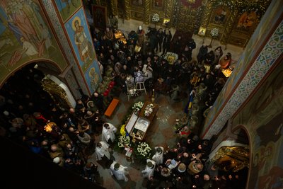 У Києві попрощалися з поетом та військовим Максимом "Далі" Кривцовим У Києві попрощалися з поетом та військовим Максимом "Далі" Кривцовим
