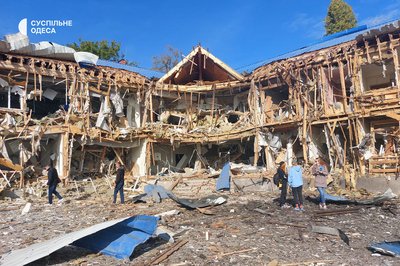 Сили ППО знищили над Чорним морем шість "Шахедів", що прямували до Одещини: є влучання Сили ППО знищили над Чорним морем шість "Шахедів", що прямували до Одещини: є влучання