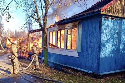 На Одещині горить база відпочинку