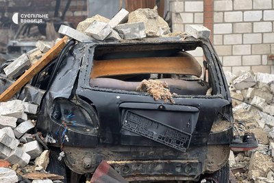 Атака безпілотника на Вінниччині: у лікарні померла жінка Атака безпілотника на Вінниччині: у лікарні померла жінка