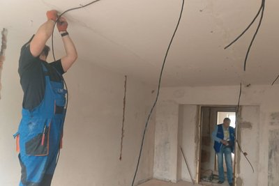 У селищі на Житомирщині облаштовують гуртожиток для переселенців У селищі на Житомирщині облаштовують гуртожиток для переселенців