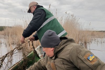Легальний видобуток бурштину, смертельне ДТП, історія бійця. Головні новини Рівного та області 22 квітня Легальний видобуток бурштину, смертельне ДТП, історія бійця. Головні новини Рівного та області 22 квітня