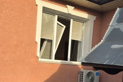 У Тростянці внаслідок вибухів є пошкодження майна: рятувальники шукають вибухонебезпечні предмети У Тростянці внаслідок вибухів є пошкодження майна: рятувальники шукають вибухонебезпечні предмети